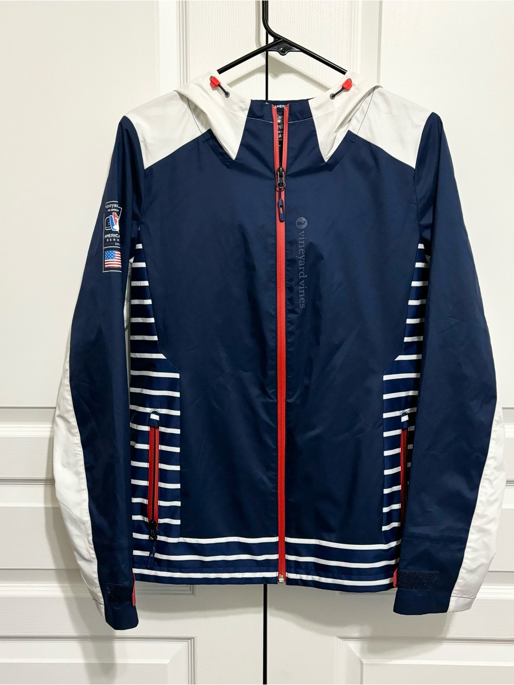 Vineyard Vines America’s Cup Hooded Bermuda Sailing Windbreaker Jacket Womens M